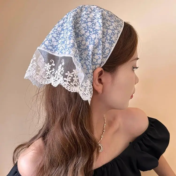 

Retro Lace Trim Flower Triangle Headscarf Sweet Floral Handkerchief For Women Turban Sunscreen Headwrap Travel Photo Headband