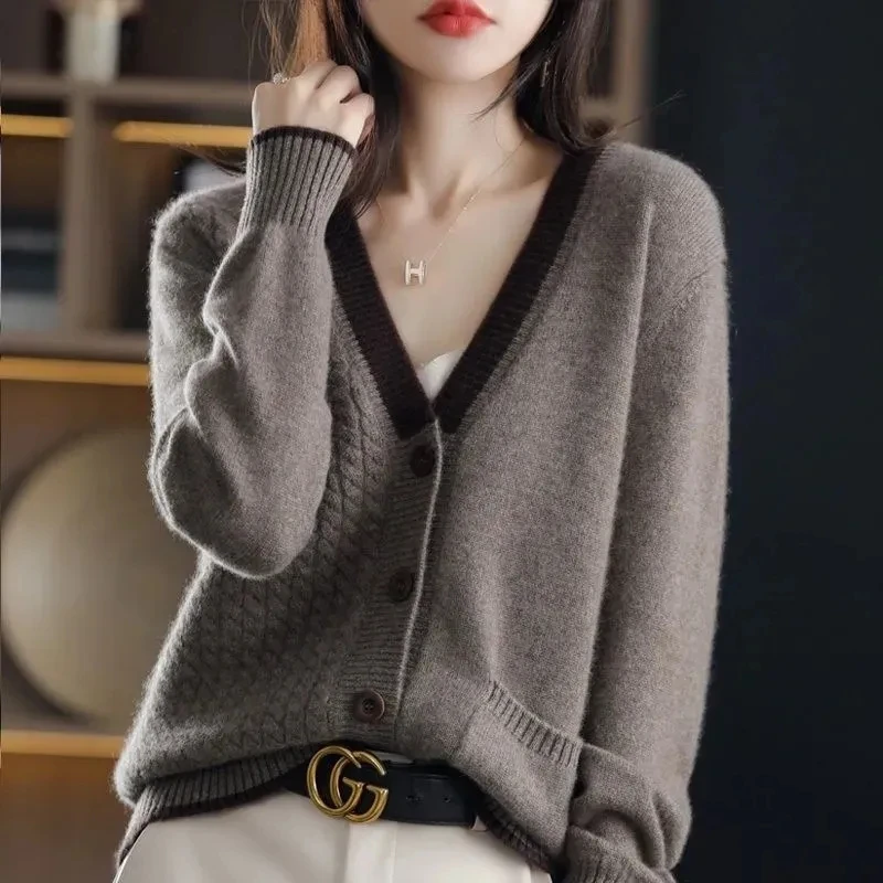 

2023 Spring Autumn New Knitted Cardigan Women's Fashion Loose V-neck Long Sleeve Sweater Coat Short Female Outwear Casual Tops