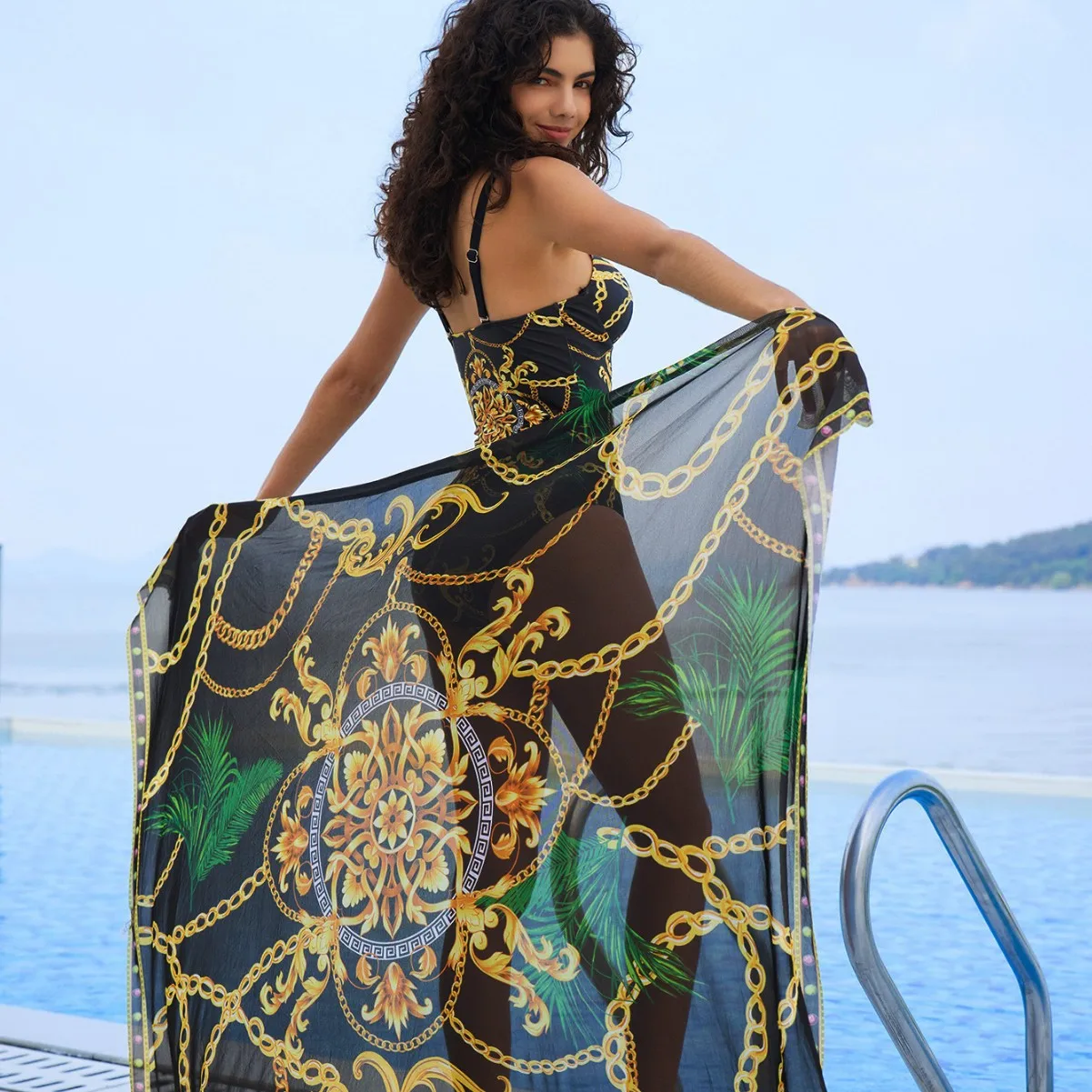 Traje de baño de una pieza de estilo americano y europeo para mujer, conjunto de dos piezas con tirantes de Bikini estampado sin espalda y belleza Sexy, novedad de 2025
