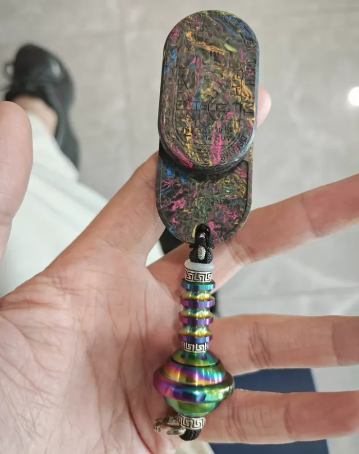 Used EDC Colorful Fanzi Carbon F2 fidget slider push Decompression toys