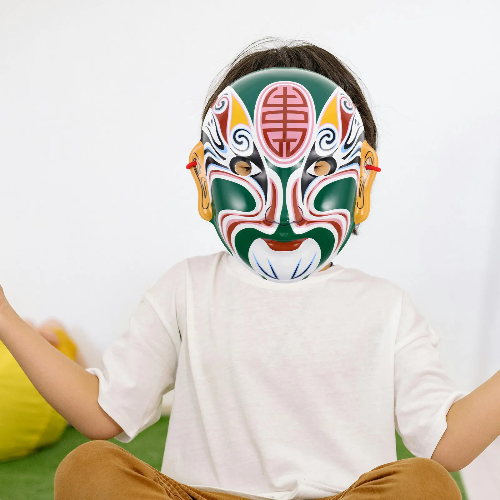 Face Changing Mask Traditional Chinese Mask Artisan Crafted Cultural Vibrant Decorative Design for Theater