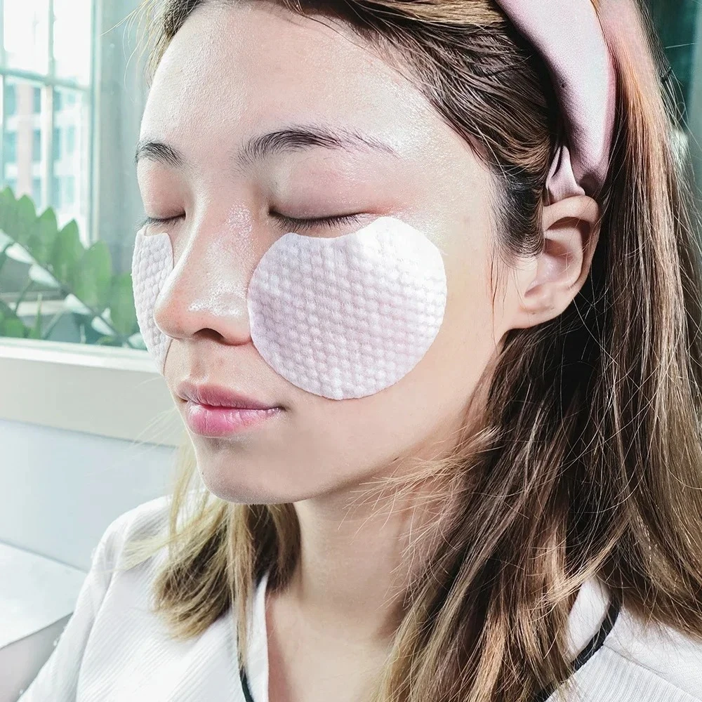 Stridex Cuscinetti per l'acne senza alcol di massima resistenza, 55 cuscinetti soft touch, combatte l'acne e i punti neri, puliscono i pori, passo singolo