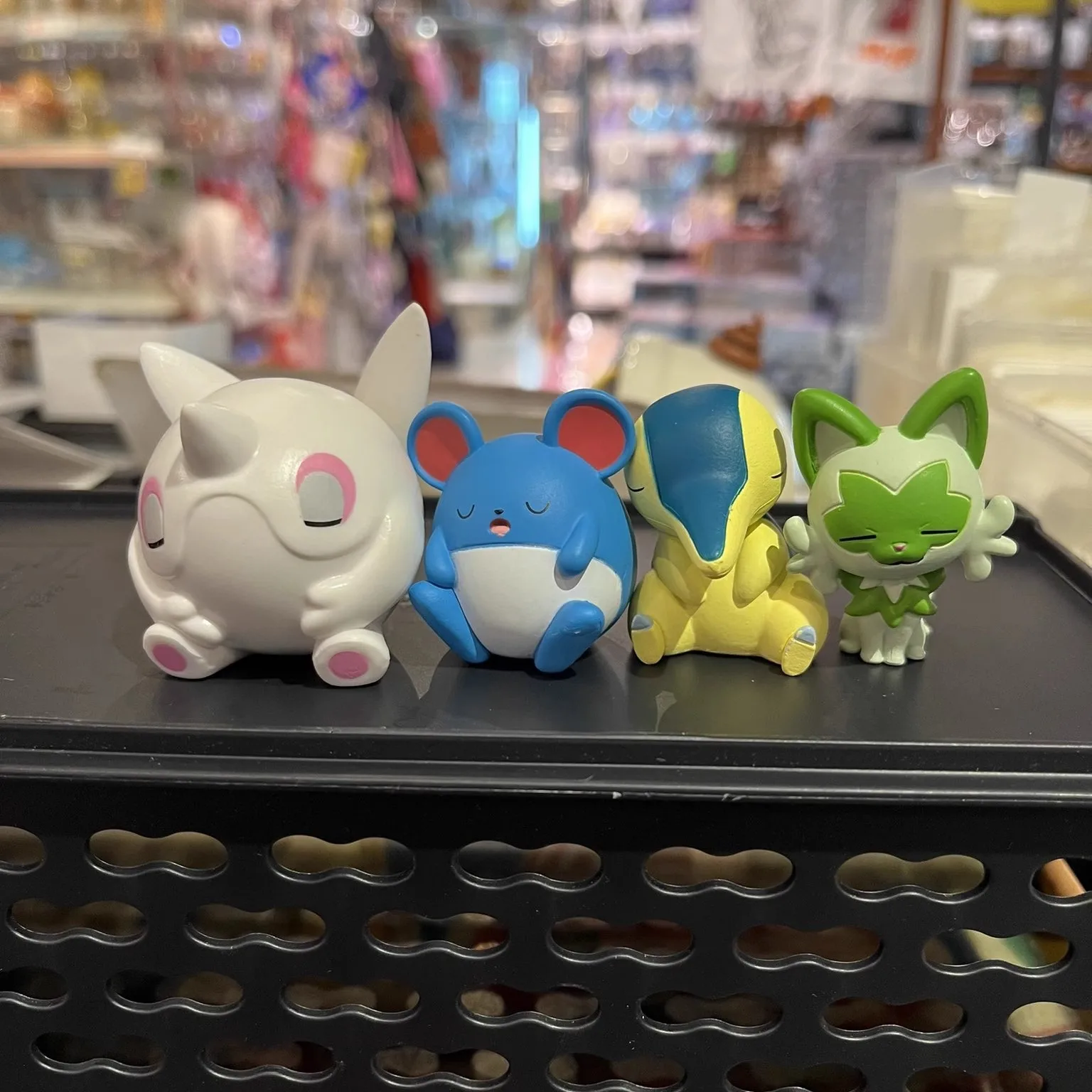 TOMY Original 4 Uds Gashapon Pokémon figuras de Anime juguetes para niños regalo adornos de modelos coleccionables