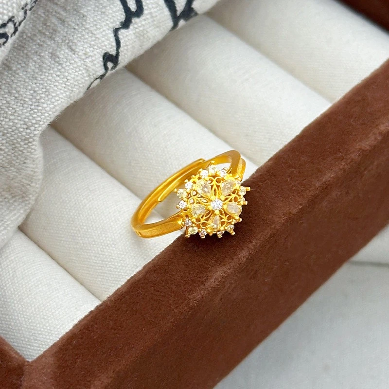 

Kt 18 Gold Color Shining Snowflake Sparkling Diamond Ring for Women Lover Valentine's Day Birthday Jewelry Open Ring Gifts