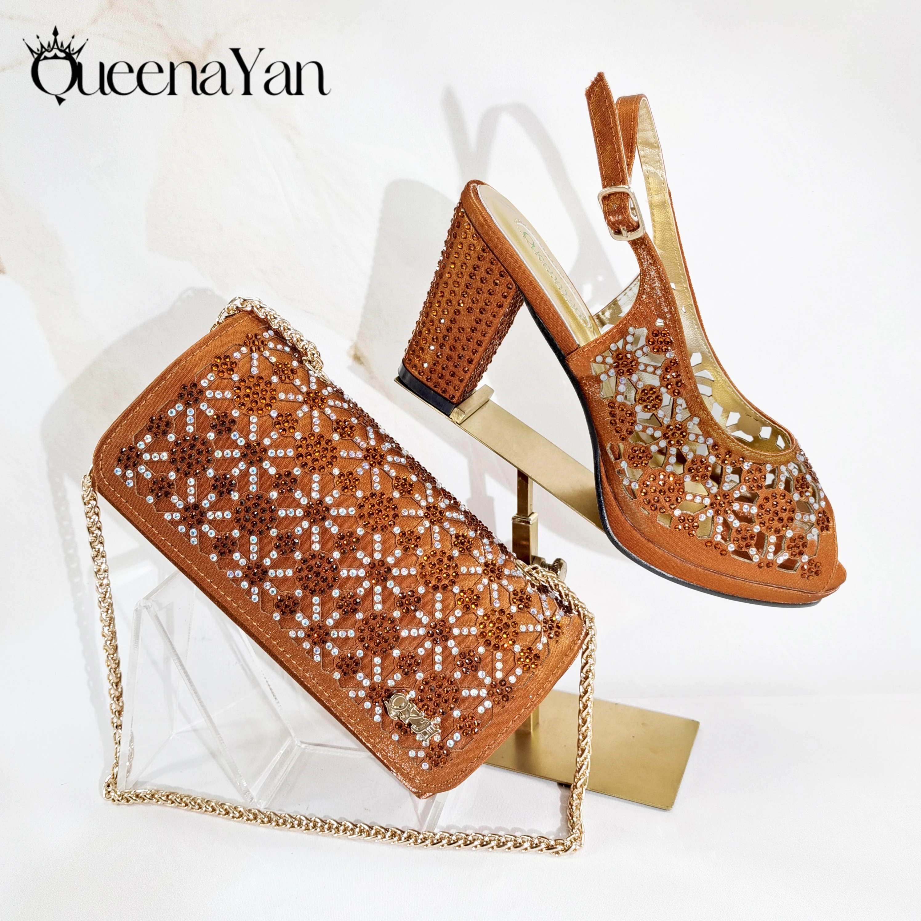 eleganti-tacchi-aperti-dal-design-italiano-con-strass-e-dettagli-ritagli-intricati-comodi-e-durevoli-perfetti-per-ogni-occasione