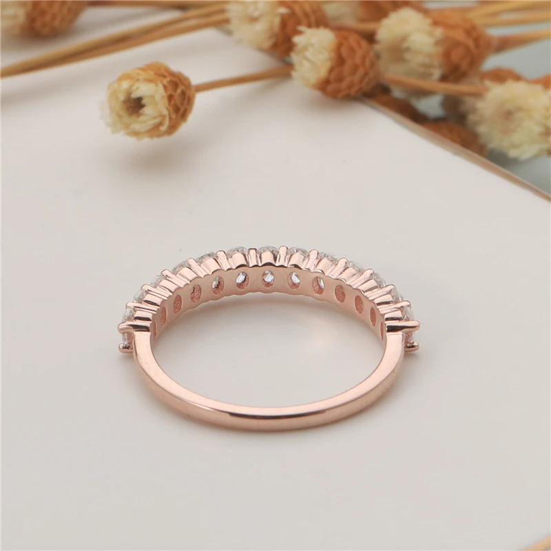 Imagem -03 - Cxsjeremy-rose Gold Moissanite Anel de Diamante para Mulheres Banda de Casamento Pilha Meia Eternidade 14k 585 Corte Oval 2x3 mm Presente