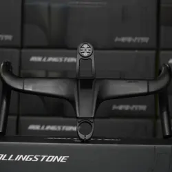 Rolling Stones' carbon fiber integrated third-generation Devil's Fish full inner handlebar road bike