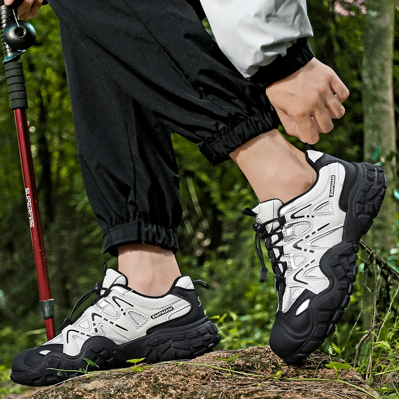 

2026 Spring Couple Outdoor Comfortable Breathable Hiking Shoes Casual Lightweight Anti Slip Wear Resistant Casual Shoes 35-44