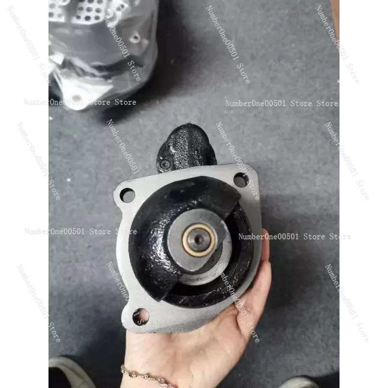 913/ 0001368008   Стартер 24V9 Зуб 4KW