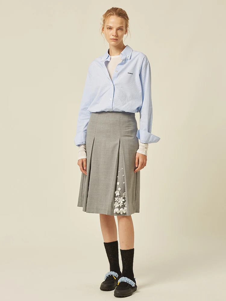 

Ele Handmade Embroidery Woolen Skirt BONUET Limited Edition Focused on Subtle Floral Language Premium Spun Wool