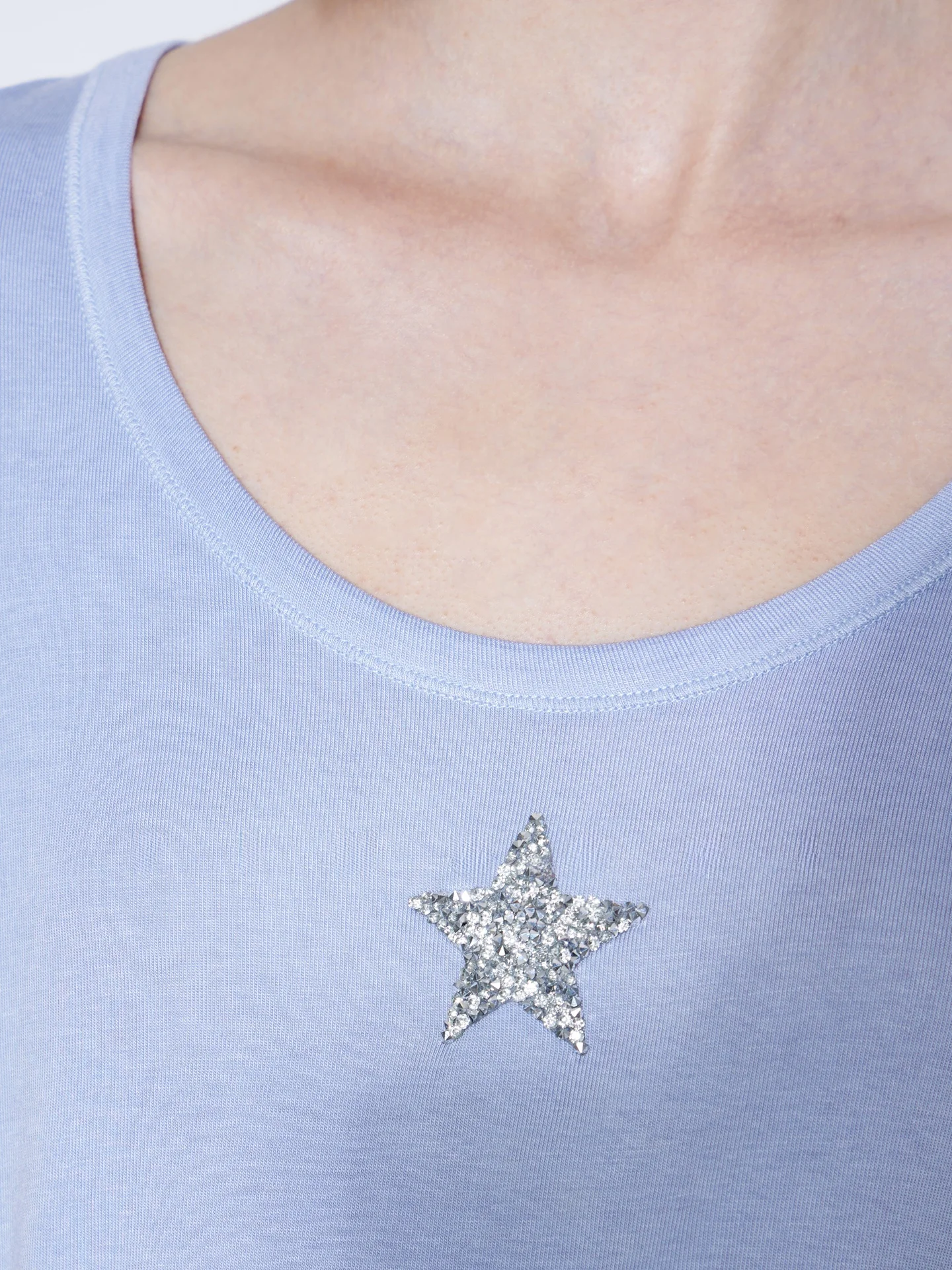 Finocci Cloud Soft Acetate Wool Short T-Shirt Sexy U-Neck Glittering Silver Diamond Five-Pointed Star Versatile Casual Top