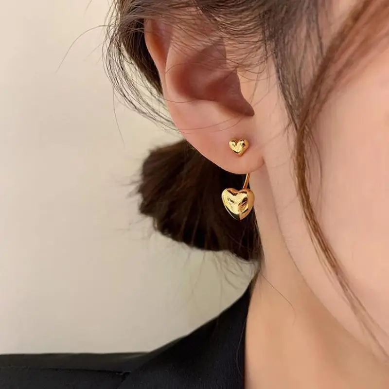 Punk Earrings Manufacturer Sells 2023 Fashionable New Style, High Quality, Love, Autumn And Winter Light Luxury Acrylic Earrings