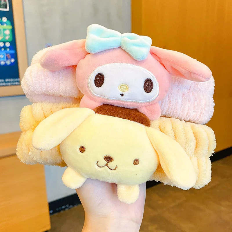 Sanrio Kuromi Melody Peluche Bambola Lavaggio del viso Trucco Fascia per capelli Kawaii Cinnamoroll Accessori per capelli elastici antiscivolo dolci