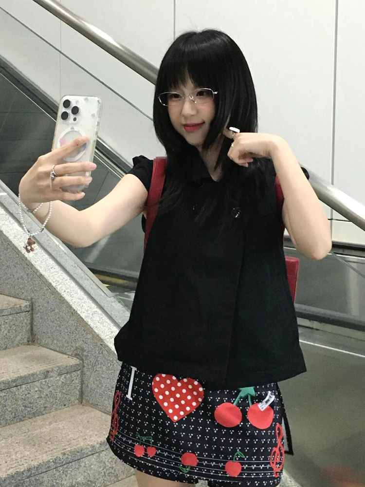 Luźny krój Street Sle, krótki rękaw, bluzka damska na lato, wyszczuplająca, z odkrytymi ramionami, zapinana na guziki, modna bluzka w stylu college.