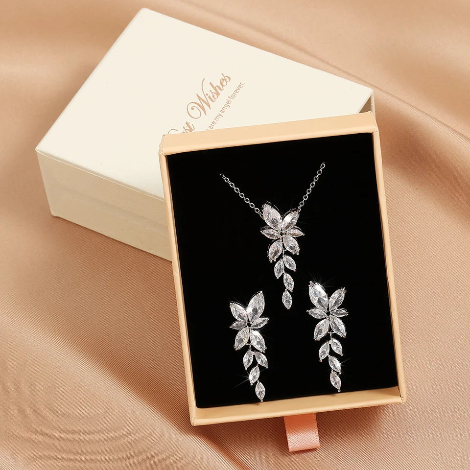 ZAKOL Fashion Cubic Zirconia Leaf Earrings Necklace Set for Women Elegant Sliver Color Bridal Wedding Party Jewelry Dress SP3064