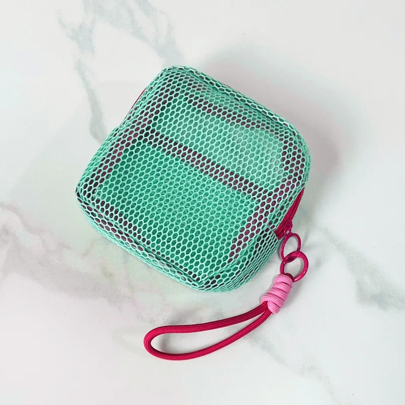 กระเป๋าใส่เหรียญแฟชั่นขนาดเล็ก กระเป๋าสตางค์พกพาสำหรับเดินทาง กระเป๋าเก็บของอเนกประสงค์แบบมีช่องใส่ของขนาดใหญ่สำหรับผู้หญิง