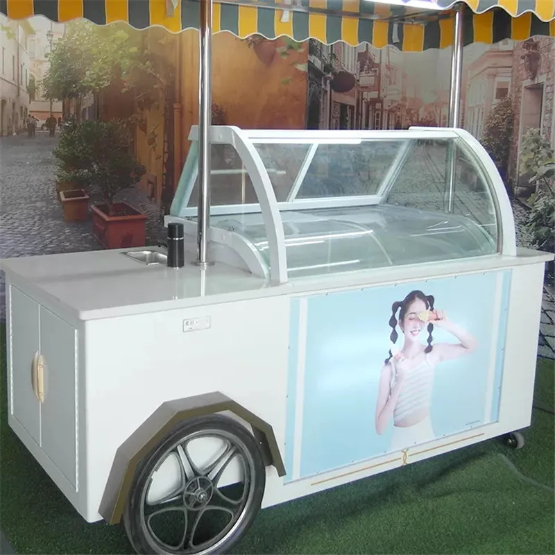 2023 Nieuwe Aangepaste Mobiele Ijs Winkelwagen Te Koop Ijslolly Ijs Vriezer Display Showcase Dessert Voedsel Winkelwagen Kiosk Met Wielen