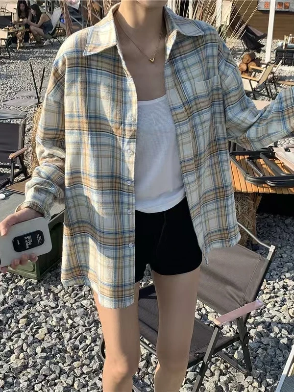 الأمريكية الرجعية منقوشة irt المرأة طويلة Sve ربيع الخريف تصميم جديد فضفاض الجزء العلوي من الجسم هونغ كونغ Sle شيك فضفاض