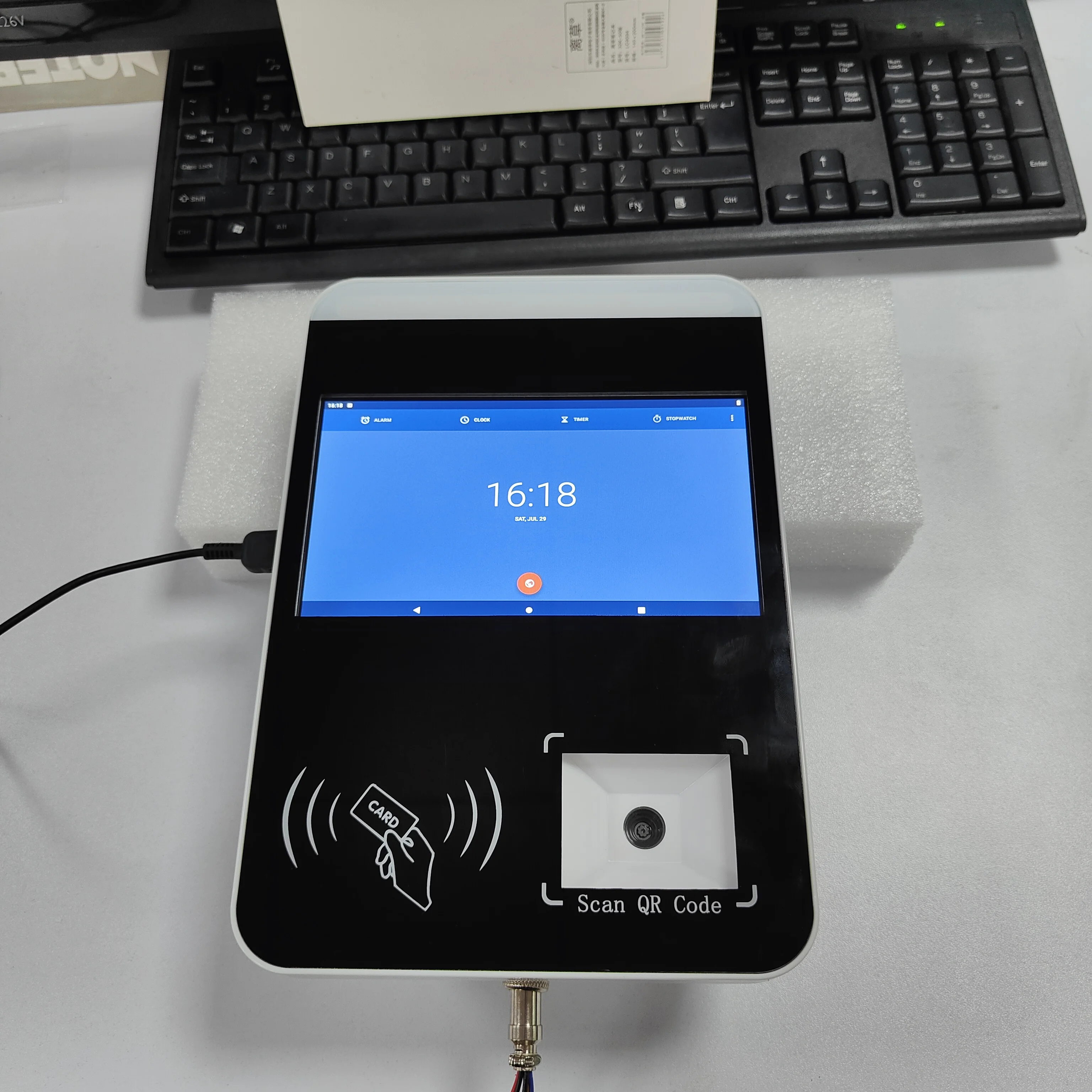 Cheapest Bus Validator  13.56 Contactless Card Reader Bus Ticketing Machine Support Wristband Wearable Device