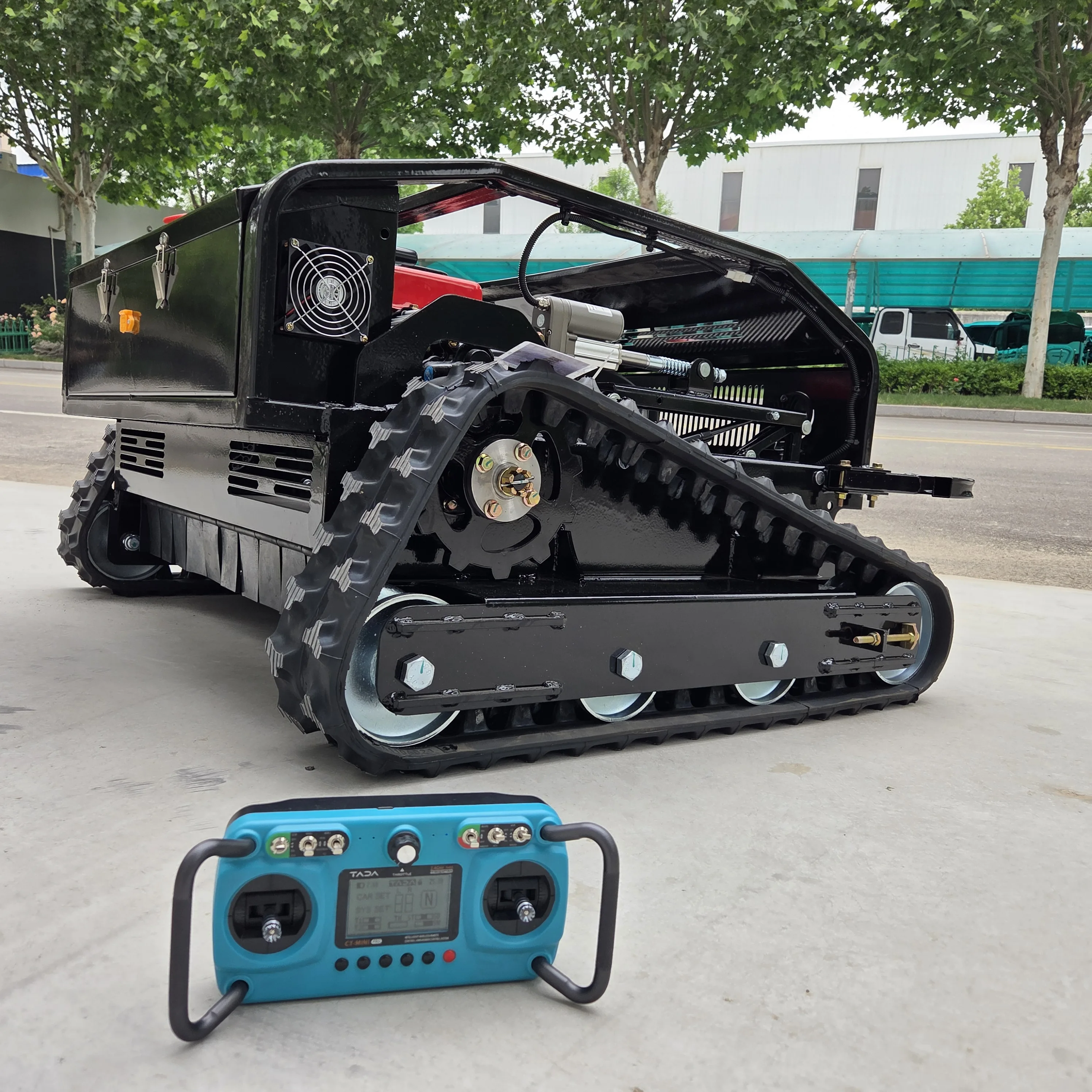 Горячая распродажа по всему миру! Газонокосилка с дистанционным управлением 3800. ㎡ /h высокоэффективная косилка Сертификация CE евро 5/EPA настраиваемая