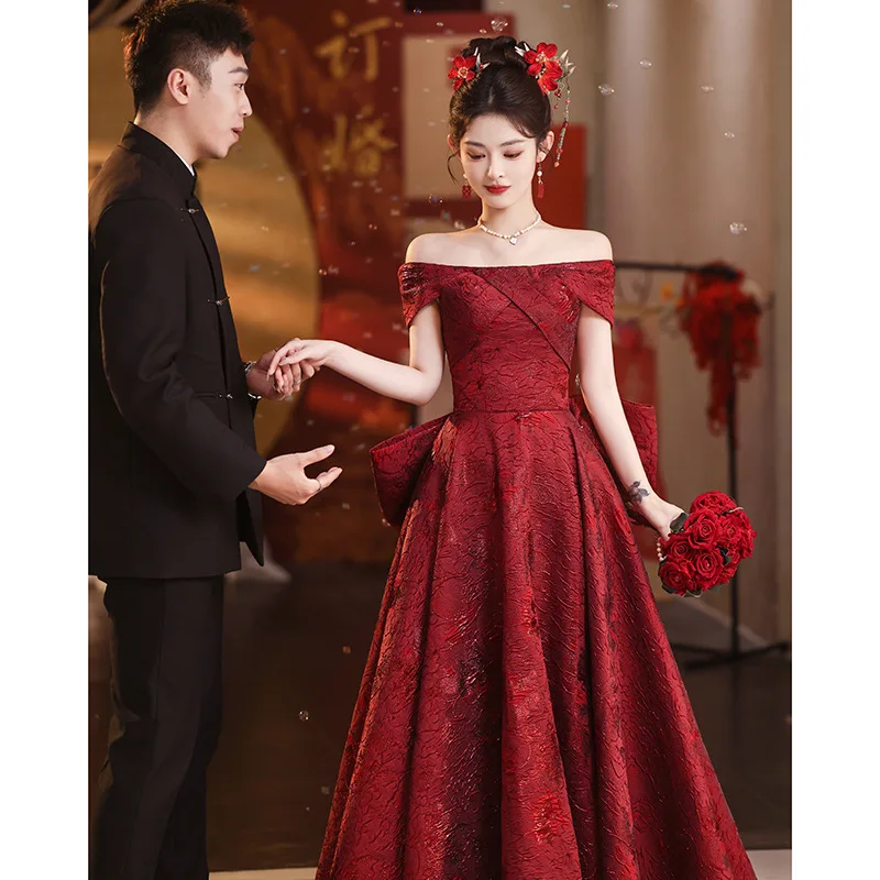 

Red One-Shoulder Wedding Dress Luxury Engagement Evening Gown Sensation Chiffon Mid-Waist Ball Gown for Wedding And Banquet