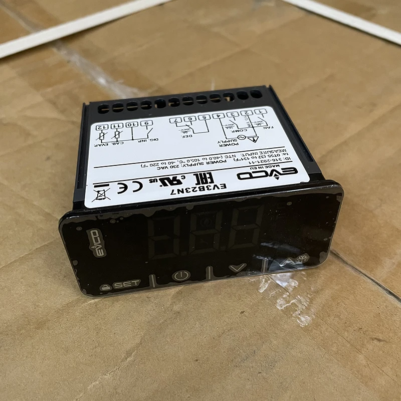 EVCO Temperature Controller EV3B23N7