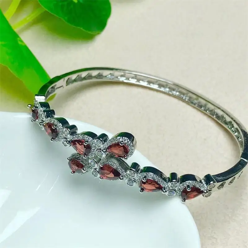 Natural Garnet Bangle Bracelet Fashion Women Healing Jewelry Gemstone Reiki Energy Crystal Stone Holiday Gift 1PCS