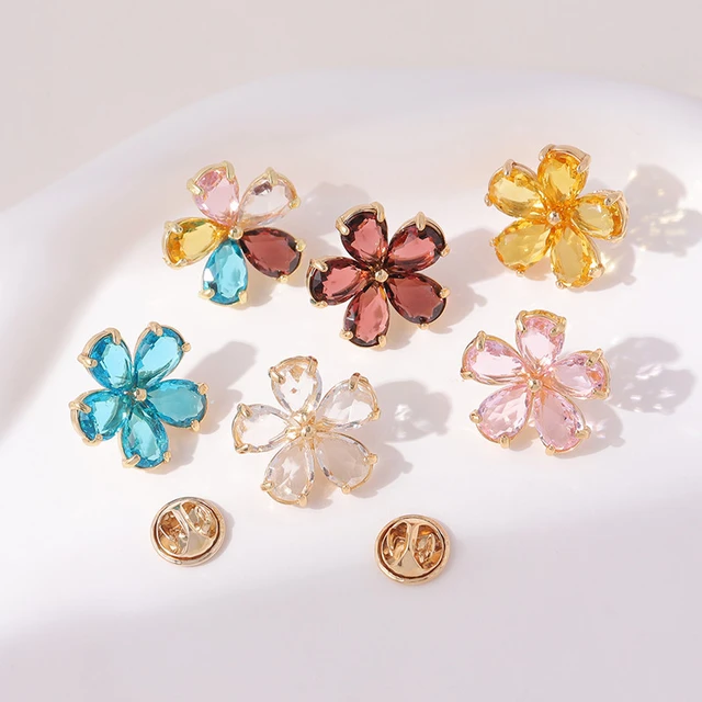 Mini brooch pins store