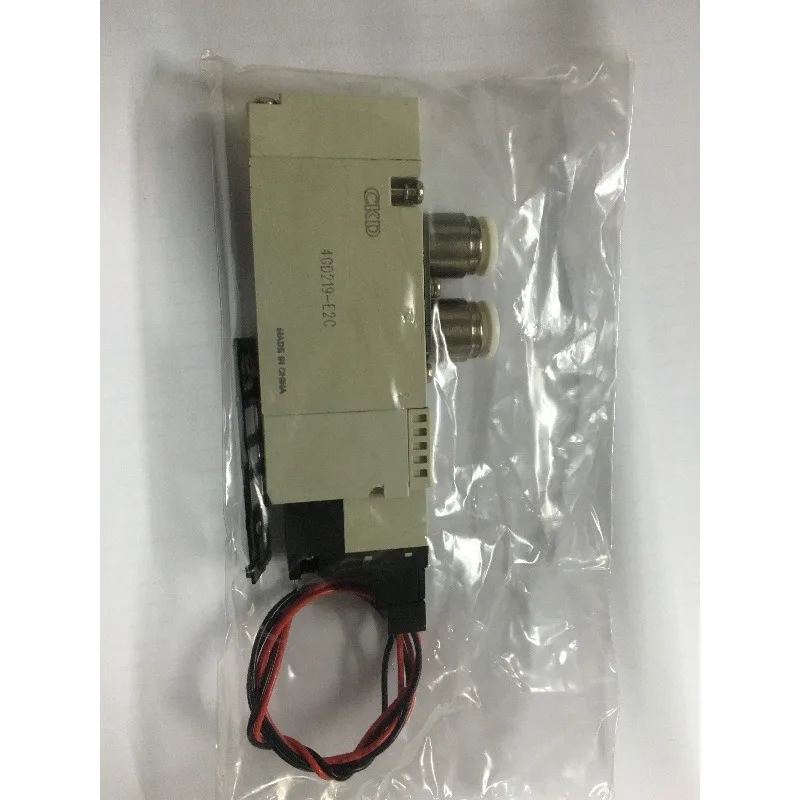 

Детали для электромагнитного клапана 4GD219-E2CCKD 4GD219-C6-E2C-3