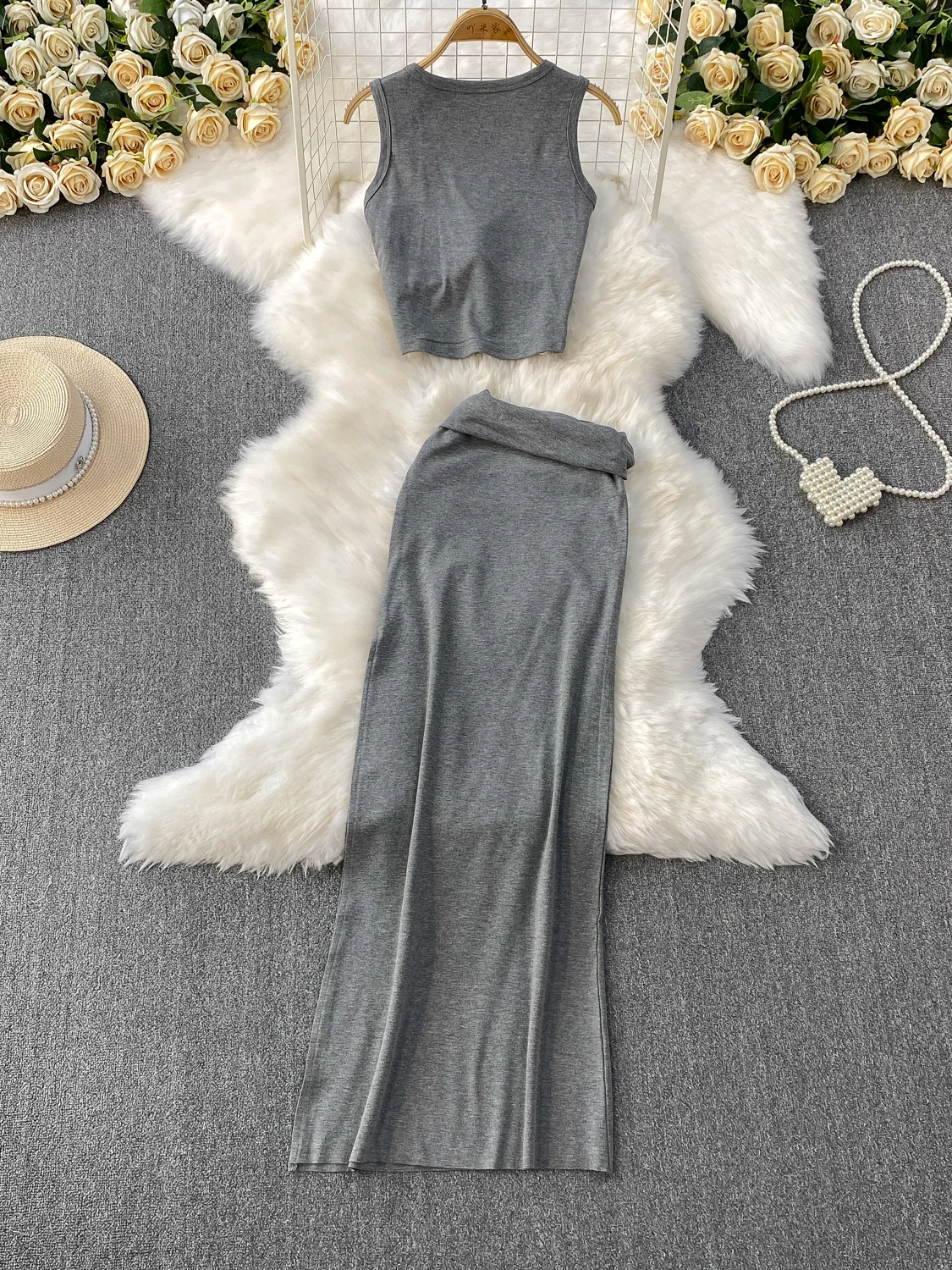 

Sexy Knitted Vest Top with Chest Pad Svel High Waist Slimming Split f Skirt Two Piece Set for Young Women 8-25 Year...