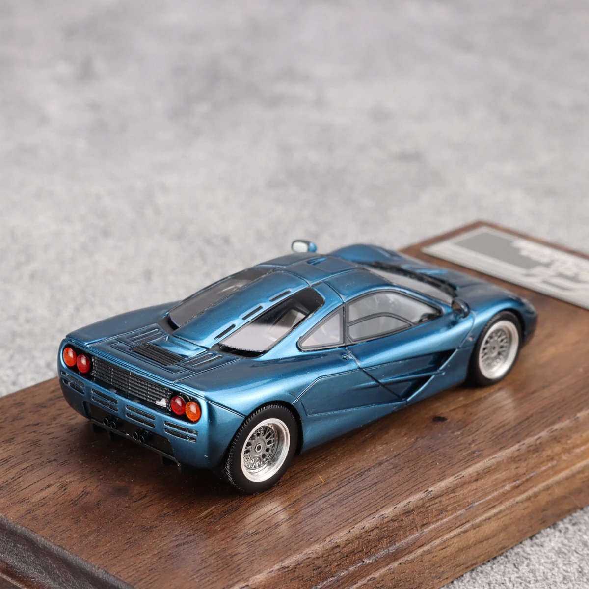 Modèles de voitures en résine série MF1 Pro 1:64, cadeaux de collection, cadeaux de festival, souvenirs précoces.