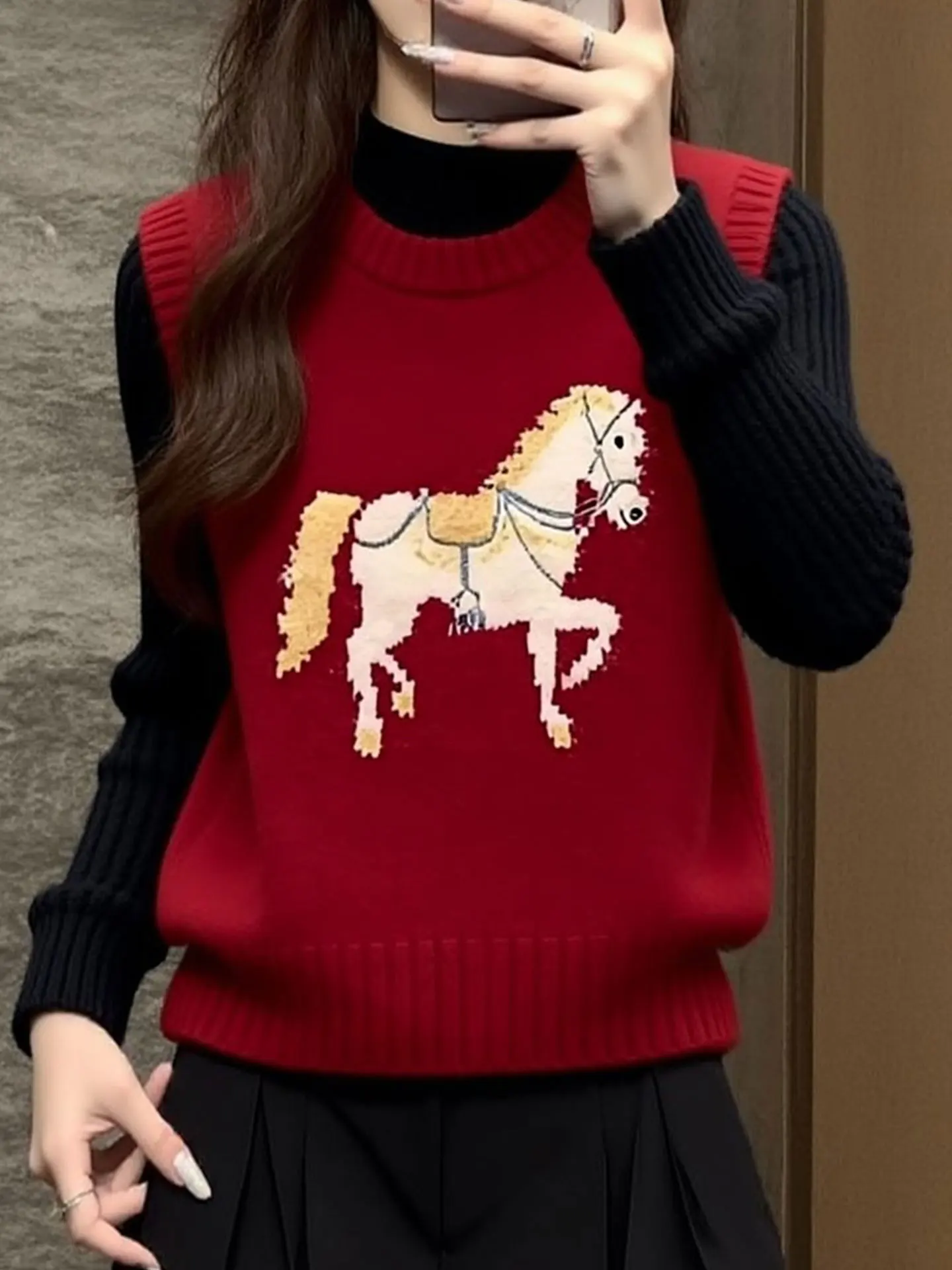 

Женский модный топ-жилет Ele Red с круглым вырезом, весна 2026, для многослойных образов, комфортный, из мягкой шерстяной смеси