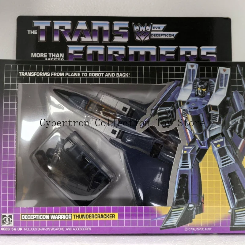 

[In Stock] Transformation Toys G1 Decepticon Thundercracker Autobot Model Toy, Articulated Figure Toy for Collectors