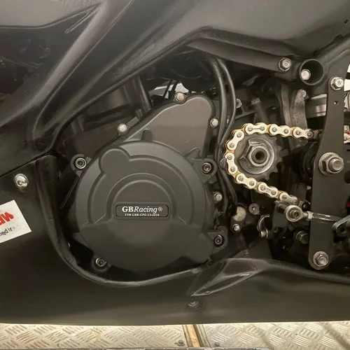 Imagen 2 del producto Cubiertas protectoras para motor de motocicleta GBRacing, compatibles con KAWASAKI Ninja 500 2024, Ninja 400 2018-2023 y Z400 2019-2023