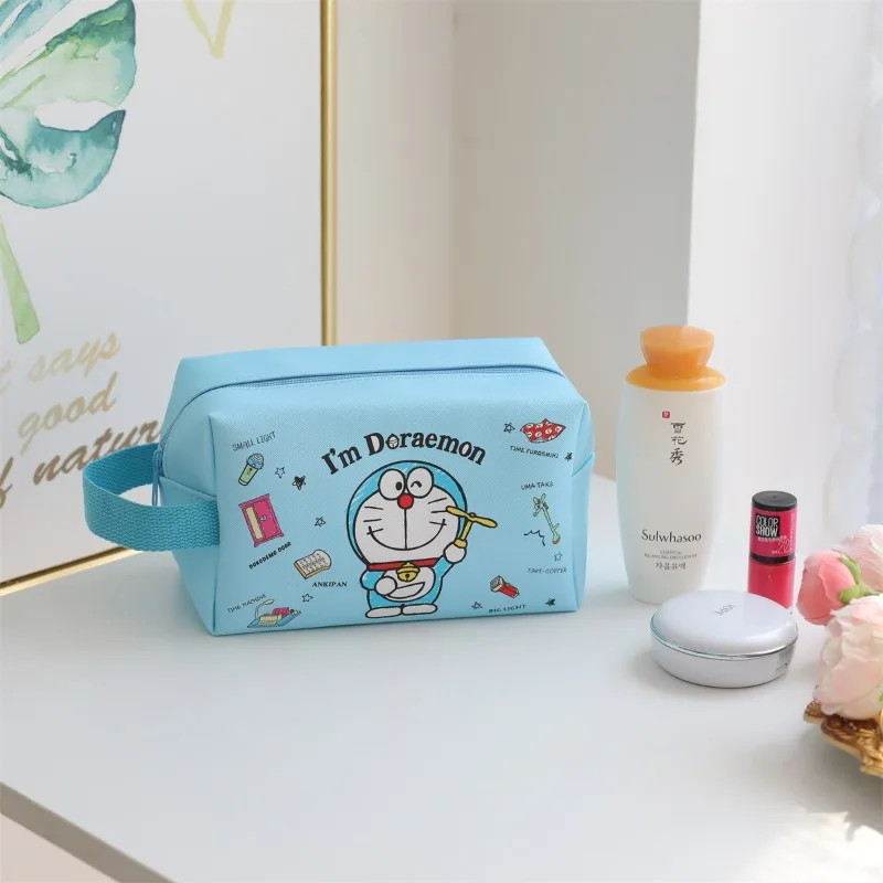 Doraemon dos desenhos animados portátil saco de cosméticos anime viagem portátil zíper saco de armazenamento de maquiagem feminino à prova dwaterproof água sacos de higiene pessoal organizador
