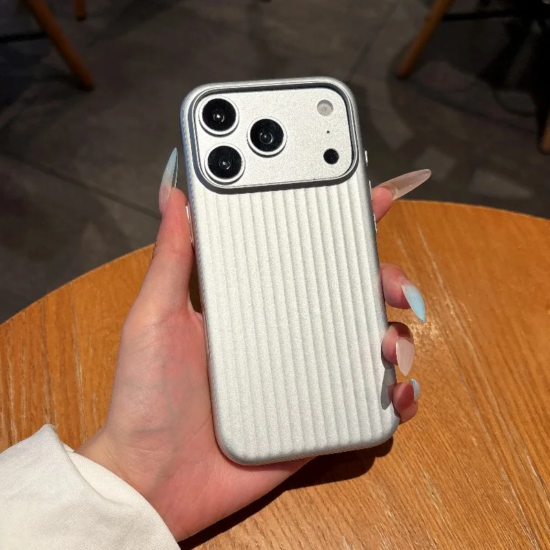Panzerlack 3D-Streifen Metallische Hülle für iPhone 18 Pro Max 16 15 14 Plus 13 12 17 Pro Max Stoßfeste Kamera-Schutzhülle aus PC