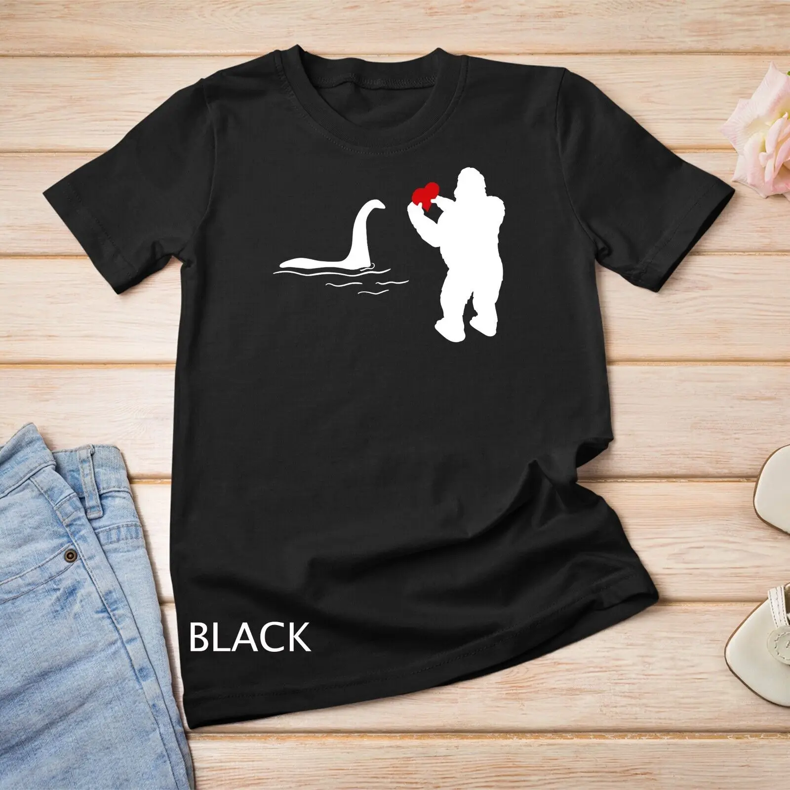 Bigfoot and Nessie Love - Valentines Day T-Shirt Unisex T-shirt