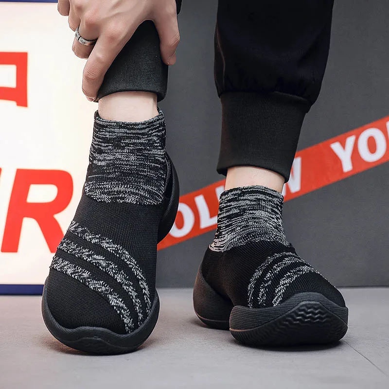 2025 Trendy Man Flats Slip On Casual Sock Shoes For Men Designer Fashion High Top Breathable Sneakers Lightweight Zapatos Hombre