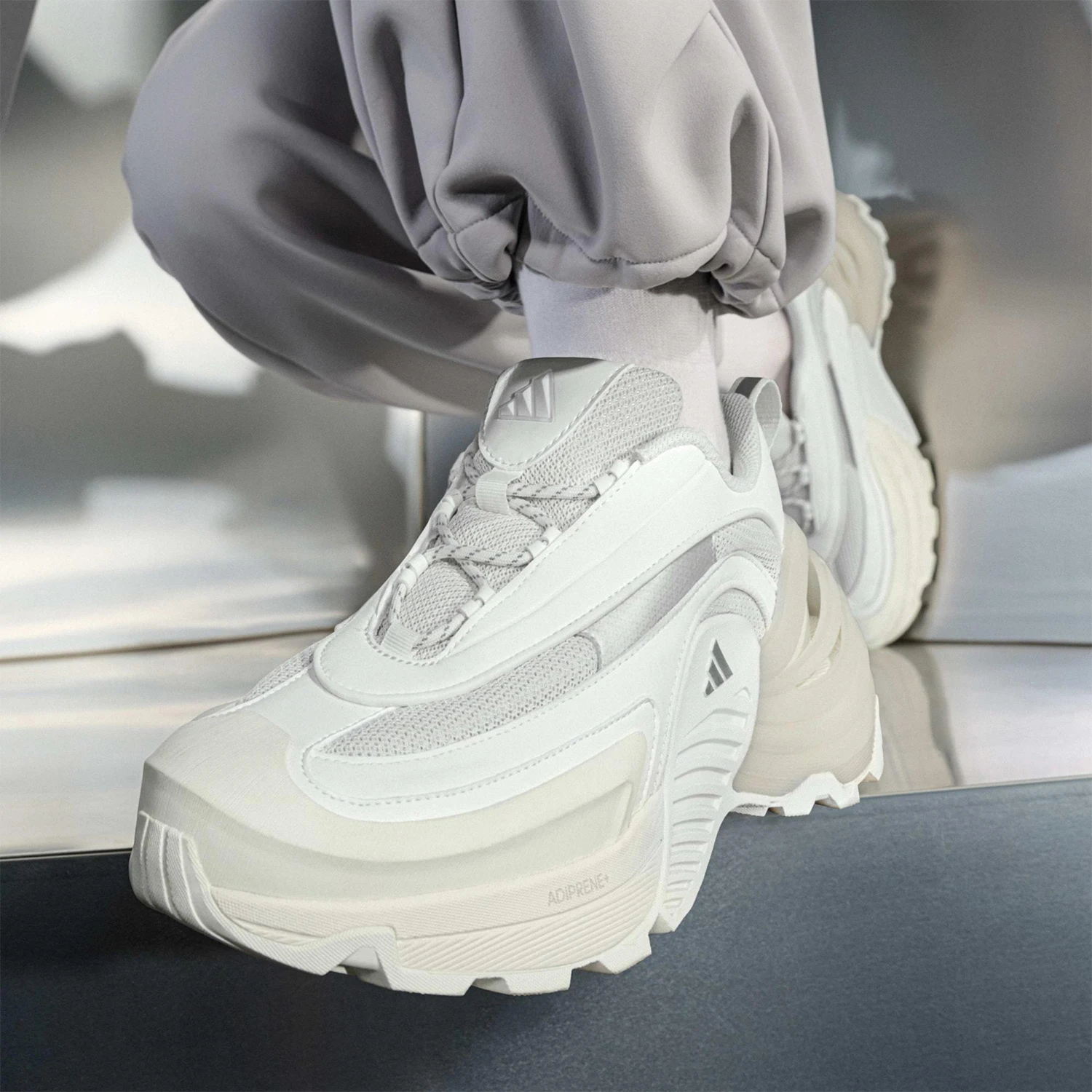 

Официальные аутентичные кроссовки Adidas 2025, новые спортивные кроссовки унисекс на толстой подошве с мягкой подкладкой JS3743