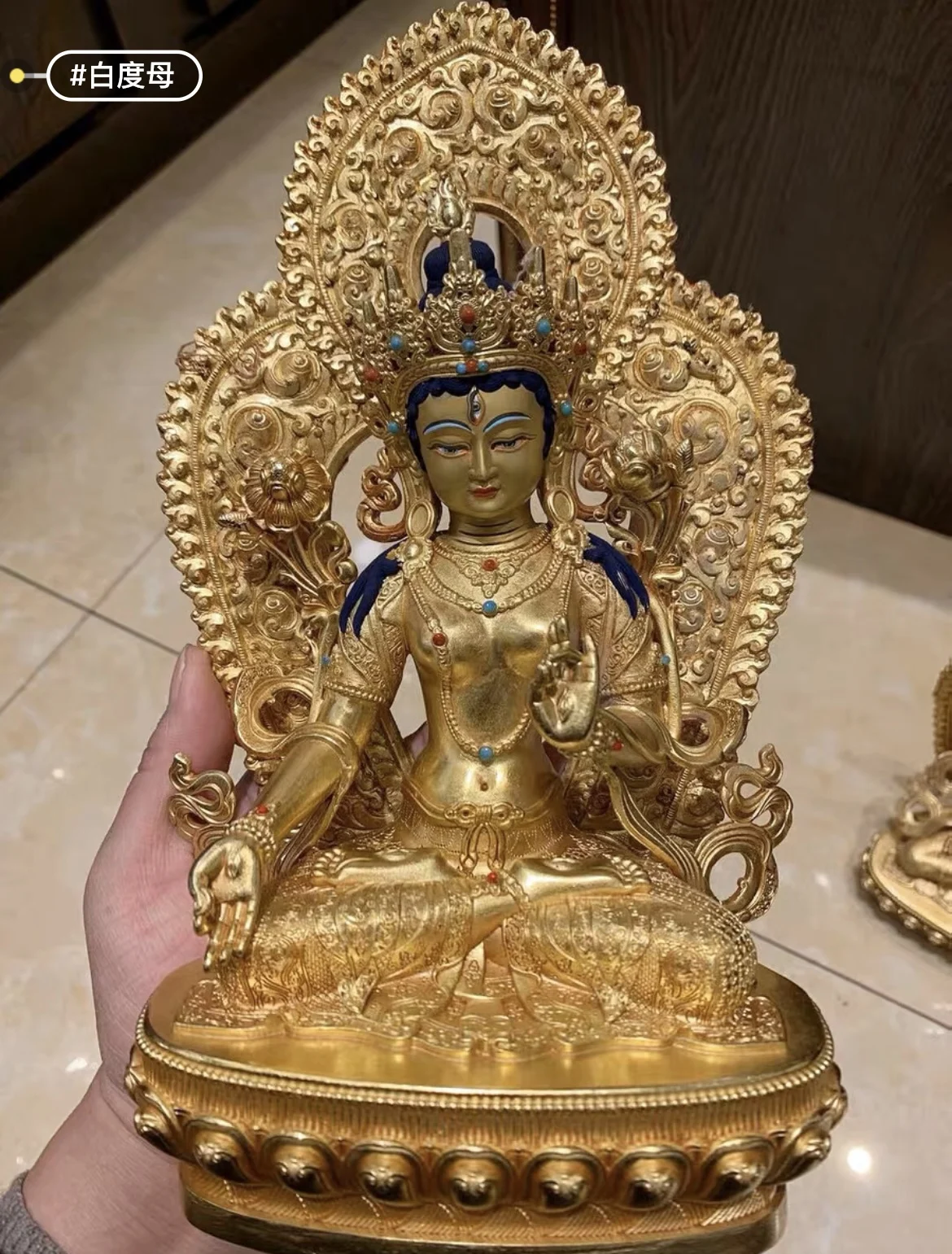 التبت البوذية عالية الجودة التذهيب المعلم الأبيض تارا قوانيين بوذا تمثال نحاسي المنزل الأسرة آمنة صحية حماية فعالة