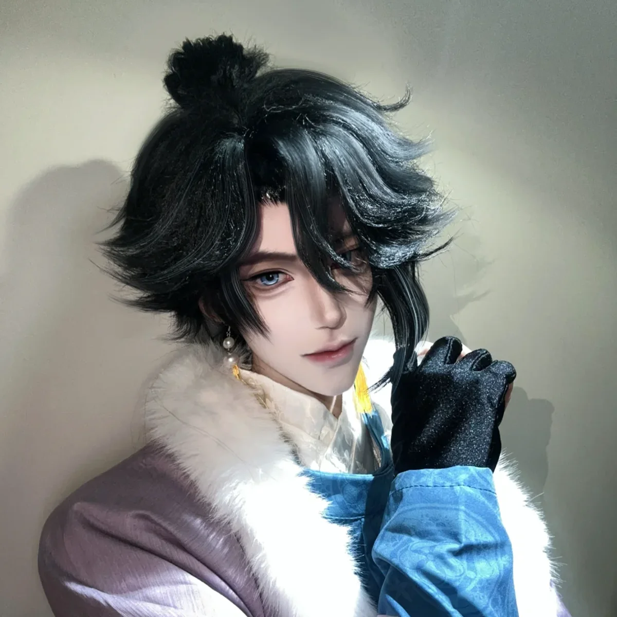 Peluca de cosplay Sun Quan de Honor of Kings |   Pelo corto y liso con cola de caballo alta y estilo juvenil animado, gorra cruda versátil