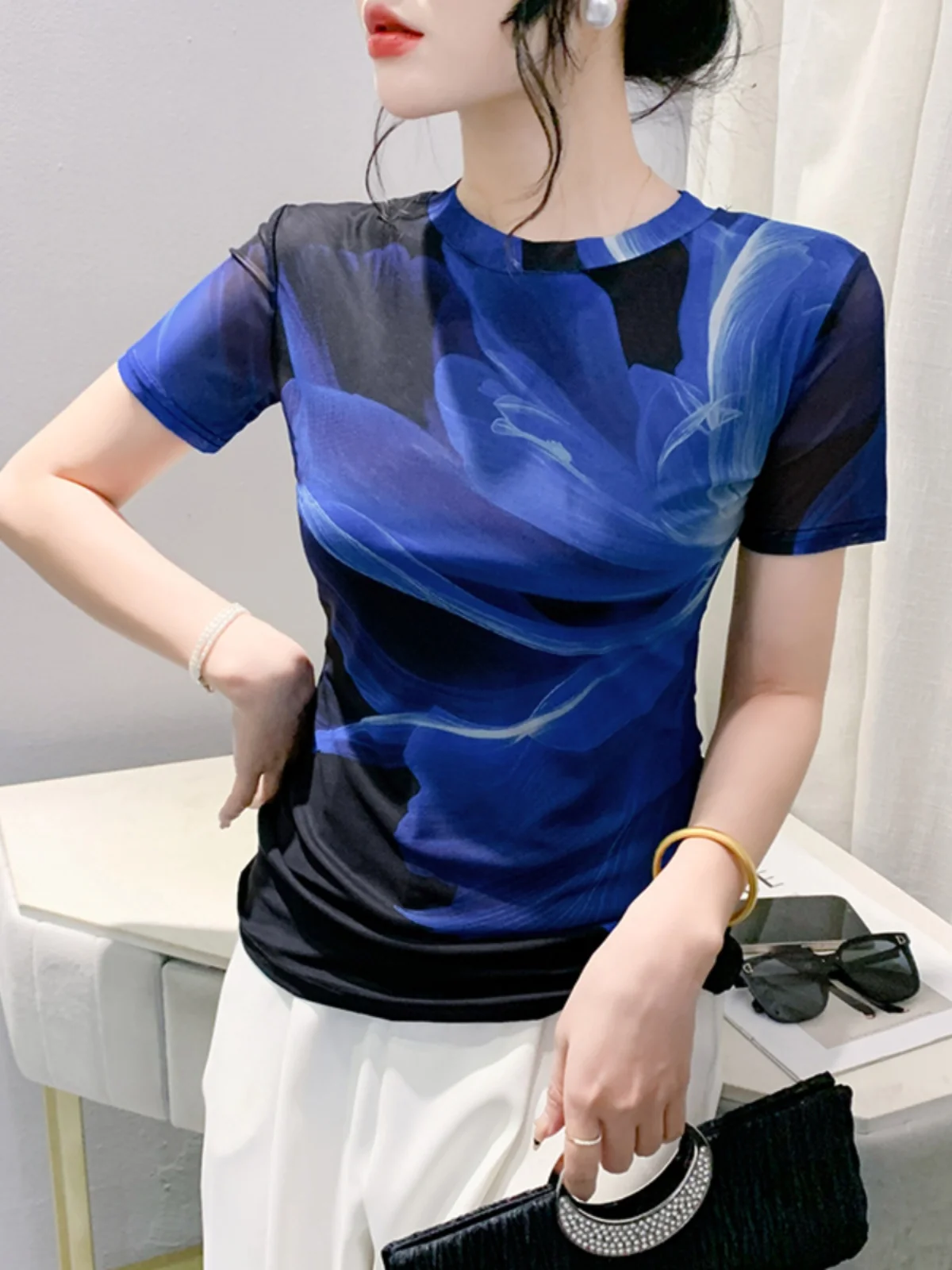 Damska koszulka z nadrukiem tie-dye, letnia, dopasowana, modna, wyszczuplająca, w stylu streetwear, z okrągłym dekoltem, codzienna bluzka.