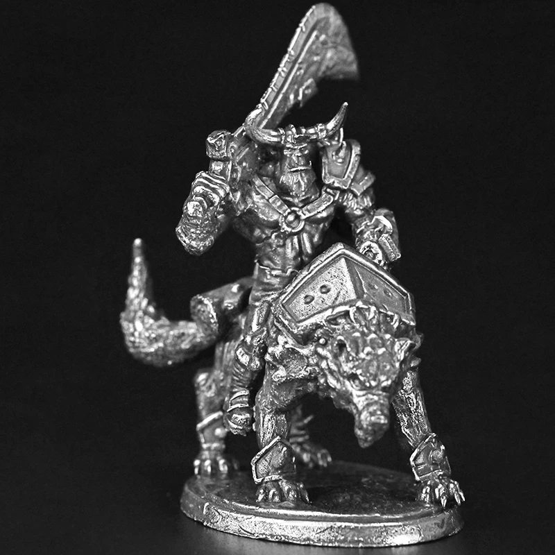 Cupronickel Metall Monster Soldat Actionfiguren Brettspielstück Desktop Auto Innenraum Miniatur Ornament Zubehör Figur