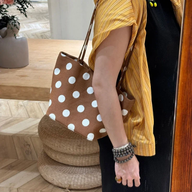 Koreanische Umhängetasche aus Denim-Canvas mit Polka Dots, leichte, lässige, stilvolle Alltagstasche für Damen, Colorblock-Handtasche für den Arbeitsweg – Detail 13