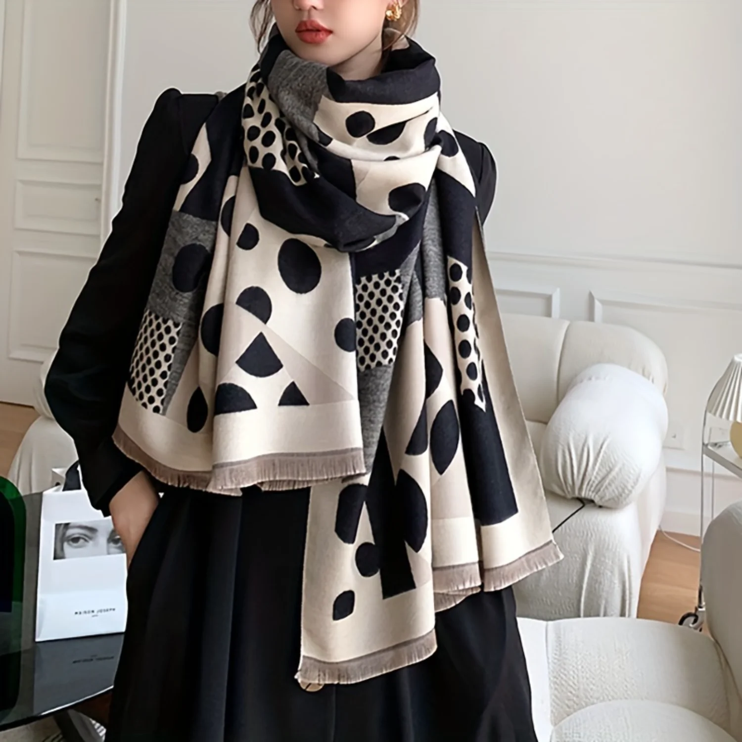 Stylish Polka Dot Jacquard Scarf - Soft Imitation Cashmere, Warm Beard Shawl for Autumn & Winter, Windproof & Coldproof Blanket 