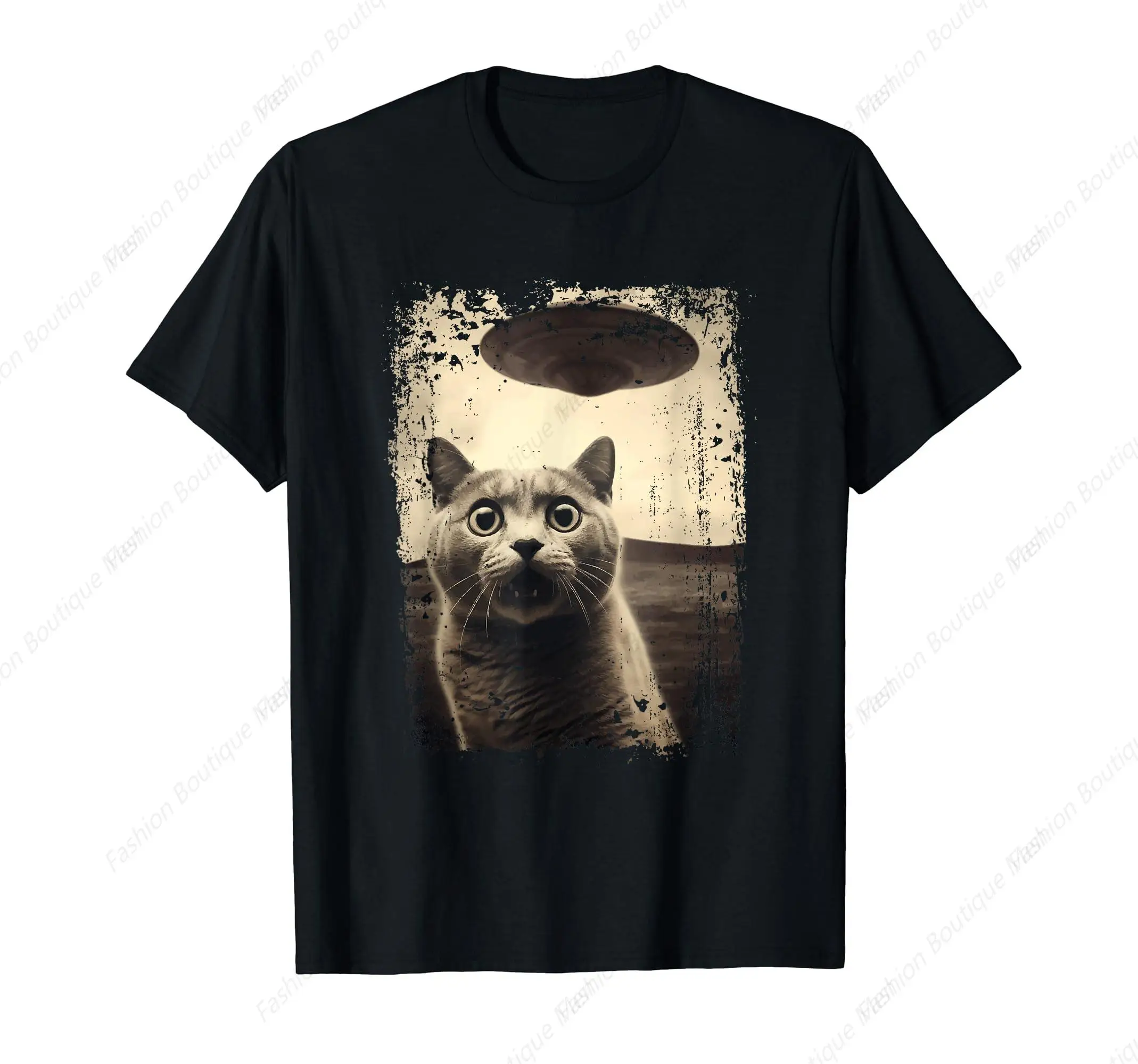 

Funny Cat with UFO Retro Vintage Uncanny Alien UFO T-Shirt Casual O-Neck Printed High Quality Tees Top