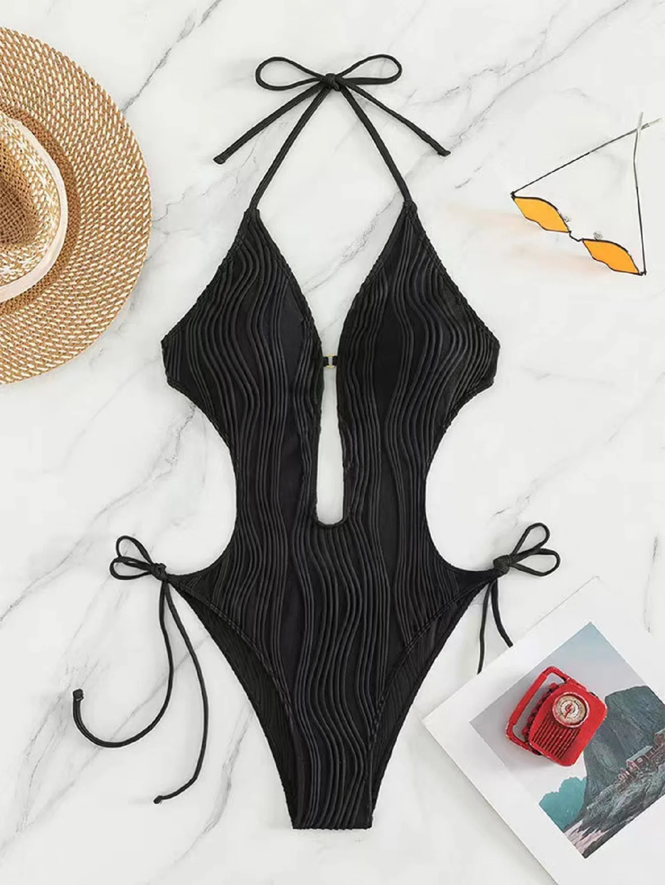 2024 solid color halter waist waist one-piece bikini strap slimming beach sexy swimsuit