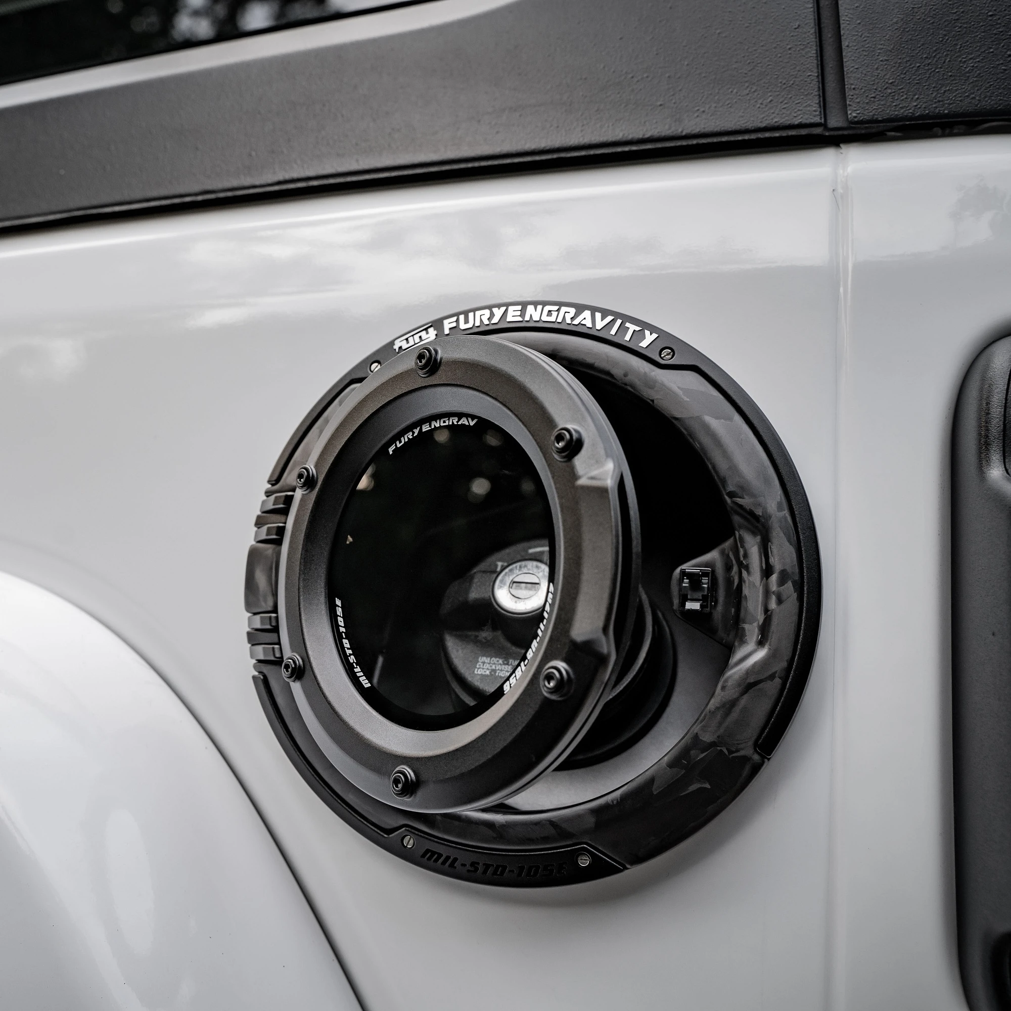 

TLF Fury 2018+ Accessories Parts Aluminum Fuel tank Cover for Wrangler JL