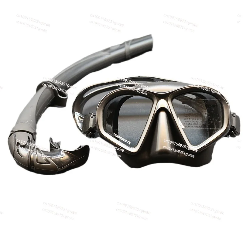 

Cross-border Wholesale Low-capacity Free Diving Mask Tempered Glass Snorkeling Mask with Bracket