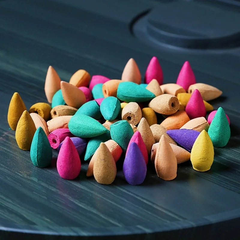 150pcs Natural Backflow Incense Cones Sandalwood Mugwort Tower Incense for Home Deodorization Air Freshener Relaxation